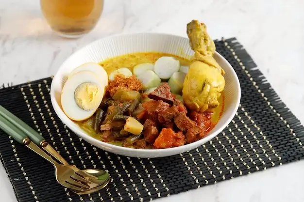 resep lontong cap gomeh 
