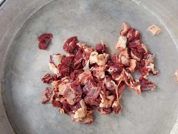 potongan daging sate