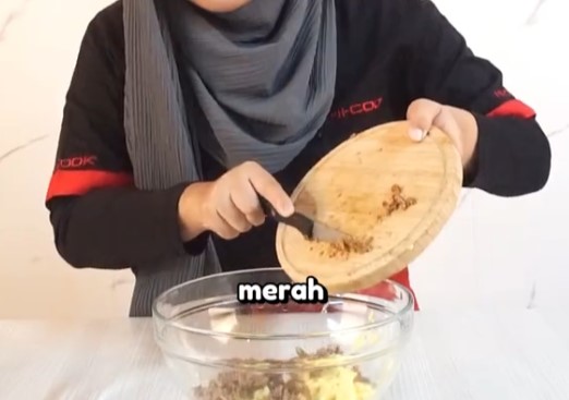 campurkan bahan 