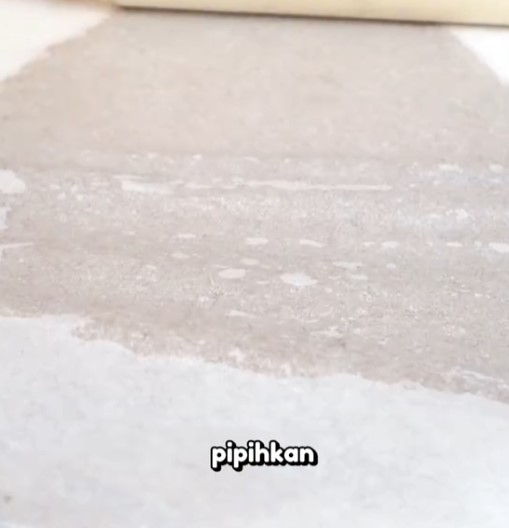 pipihkan adonan